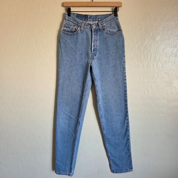 Levi's Vintage 90's 501 Button Fly Jeans Blue Women's 9 Made in USA Actual 25x31 - Picture 1 of 10